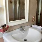 Capo Le Vigne Bed and Breakfast