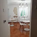 Capo Le Vigne Bed and Breakfast